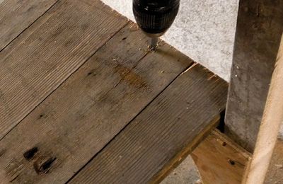 Attach the floor