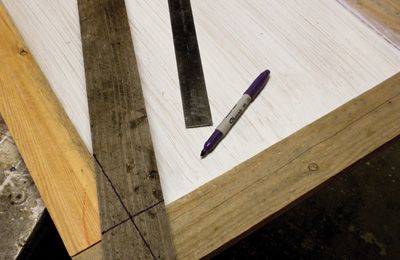 Mark the first slat of the X