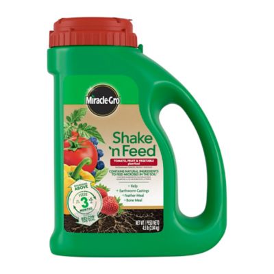 Image showing  4.5 lb. Shake 'N Feed Tomato Fruit and Vegetable Plant Food