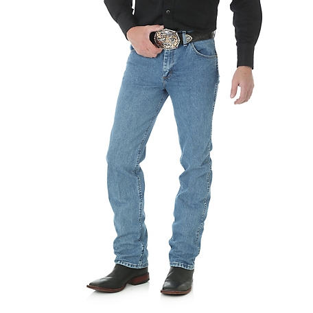 Wrangler Men's Slim Fit Mid-Rise Premium Performance Cowboy Cut Jeans at  Tractor Supply Co.