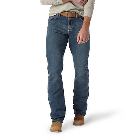 Wrangler Men's Relaxed Fit Mid-Rise Retro Bootcut Jeans at Tractor Supply  Co.