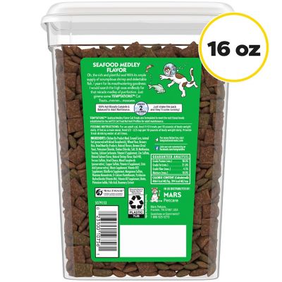 Image showing  Classic Crunchy and Soft Seafood Medley Flavor Cat Treats, 16 oz. Tub