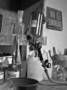 Image showing  1/4 in. NPT Gravity Feed Spray Gun