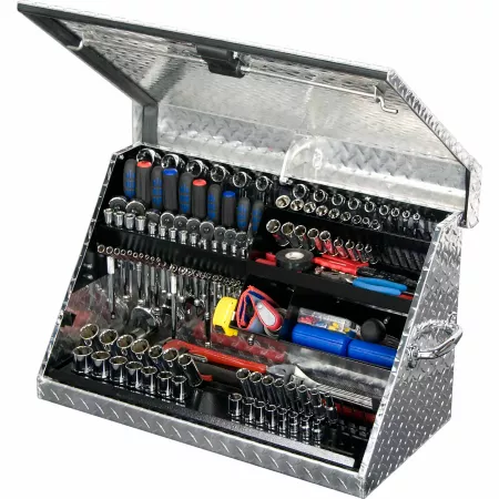 Montezuma 15-5/8 in x 31 in x 18-1/4 in Aluminum Portable Tool Box 52.91 lb 500 lb Capacity Tool Boxes