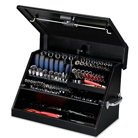 Montezuma 15-5/8 in. x 31 in. x 18-1/4 in. Portable Aluminum Toolbox, 52.91  lb., 500 lb. Capacity at Tractor Supply Co.
