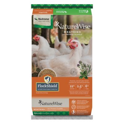 Nutrena NatureWise Meatbird Crumbles Poultry Feed, 40 lb.