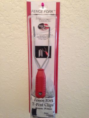 Fence Solutions Fork T-Post Clip Combo Pack, 200-Pack at Tractor Supply Co.