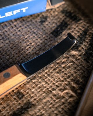 Image showing  Right-Handed Wide Blade Hoof Knife