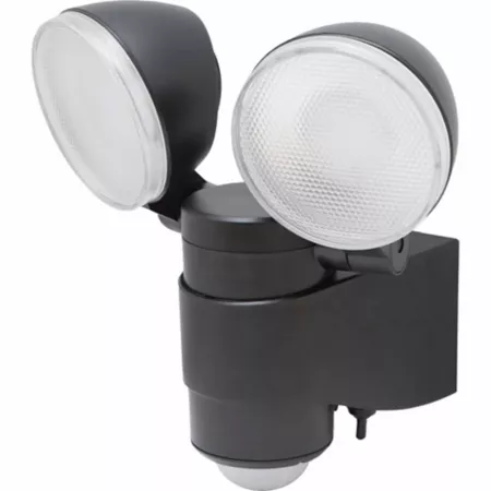 MAXSA Innovations Battery Powered Dual Head LED Spotlight 320 Lumens Security Lights