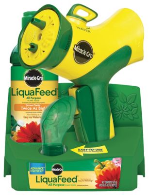 Miracle-Gro 2.23 lb. 400 sq. ft. LiquaFeed All-Purpose Plant Food Advance Starter Kit, Feeder and 1 Refill Included