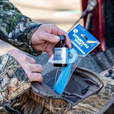 Image showing  1 oz. Whitetail Doe Estrous Lure