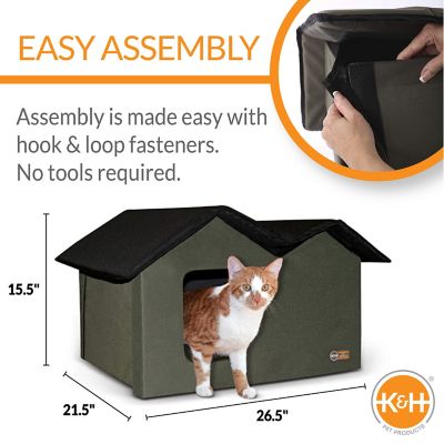 Image showing  Unheated Extra-Wide Outdoor Nylon Cat House