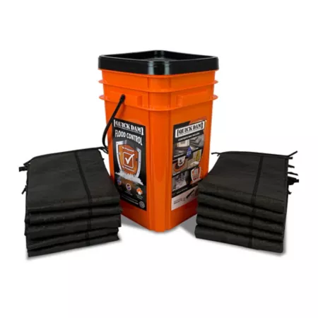 Quick Dam 5 Foot Grab and Go Emergency Flood Kit 1 Bucket Flood Barriers