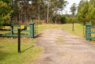 Ghost Controls Premium Wireless Gate Keypad, 20 PIN Codes