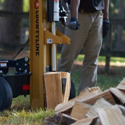 CountyLine 25-Ton Gas Log Splitter