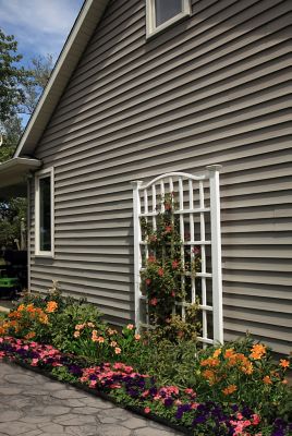 Image showing  54 in. x 96 in. Grande Vinyl Trellis, White