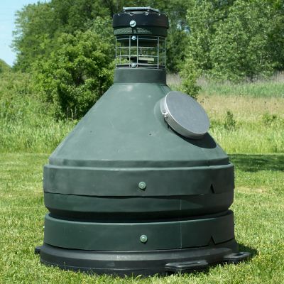 Capsule Feeders 1,000 lb. Roto-Molded HDPE Deluxe Capsule Game Feeder