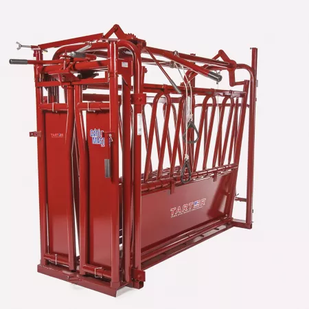 Tarter CattleMaster Series 3 Standard Compression Chute with Automatic Door Chutes & Headgates