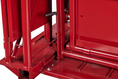 Image showing 5 th Tarter CattleMaster Series 6 Heavy-Duty Squeeze Chute with Manual Headgate