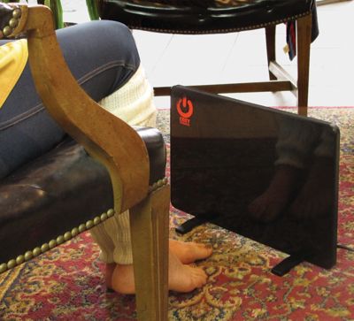 Image showing  Electric Cozy Legs Flat Panel Heater, 400 sq. ft., 500 BTU, 200W