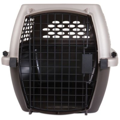 Retriever 1 Door Plastic Portable Pet Carrier