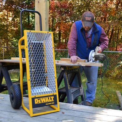 Image showing 7 th DEWALT 45,000 BTU Portable Radiant Propane Heater