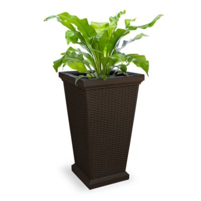 Mayne Polyethylene Wellington Planter, 28 in. Tall