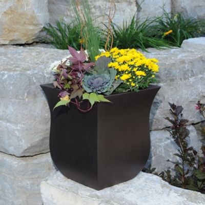 Image showing 2 th Mayne 4.5 gal. Polyethylene Valencia Square Planter, 16 in. x 16 in. x 18 in.