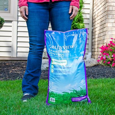 Image showing 8 th GreenView 40.5 lb. 15,000 sq. ft. Crabgrass Control and Lawn Food