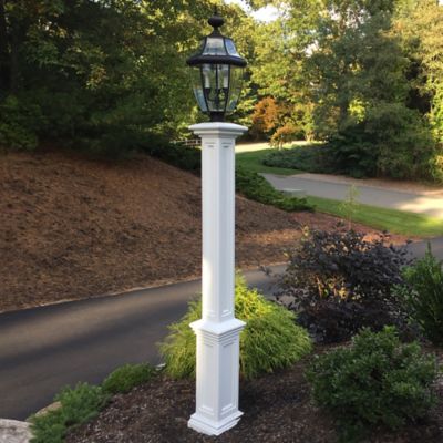 Image showing  Signature Lamp Post, White