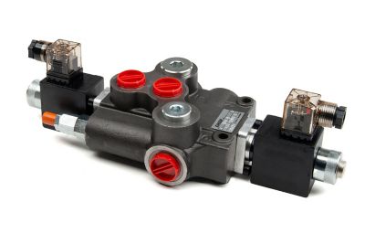 Image showing  3,625 PSI Solenoid Control Valve, 13 GPM, 1 Spool, SAE 10 Inlet/Outlet, 12VDC