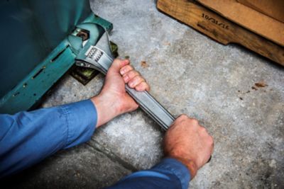 Image showing 5 th Crescent 24 in. Chrome Adjustable Wrench