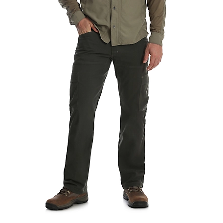 Wrangler Men's Straight Fit Outdoor Synthetic Cargo Pants at