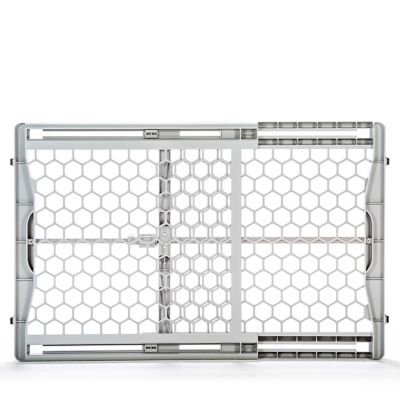 Carlson Plastic Expandable 23 in. Pet Gate, 26 in. to 42 in.