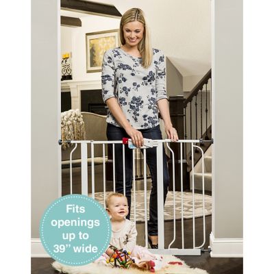 Regalo Easy Step Walk Thru Pet Gate, White, 29 in. to 39 in -  1160 DS