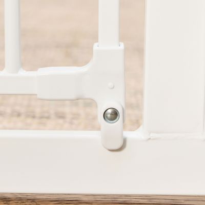 Image showing 7 th Regalo 28 in. 2-in-1 Super Wide Adjustable Pet Gate and Play Yard, 192 in. W