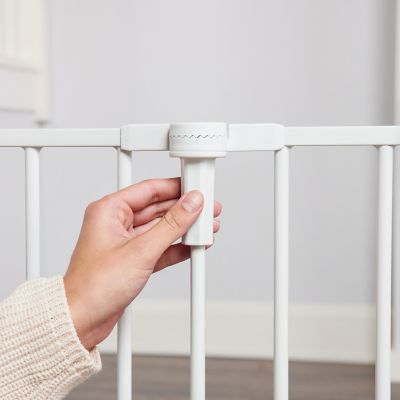 Image showing 8 th Regalo 28 in. 2-in-1 Super Wide Adjustable Pet Gate and Play Yard, 192 in. W