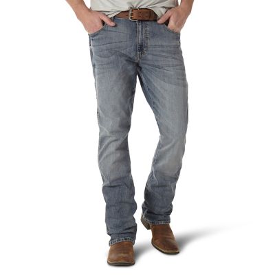 Wrangler Men's Slim Fit Low-Rise Retro Bootcut Jeans