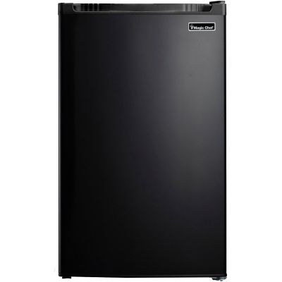 Magic Chef 4.4 cu. ft. Mini Refrigerator with Freezer, Black