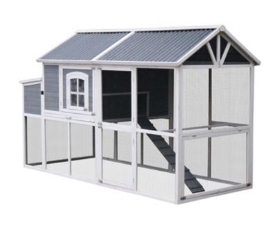 Innovation Pet Xlg Superior Deluxe Farm House With Pvc Roof 222 11 At Tractor Supply Co