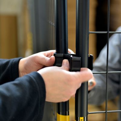 Image showing 5 th Perimeter Patrol 210 x 6ft. Temporary Security Fence Kit