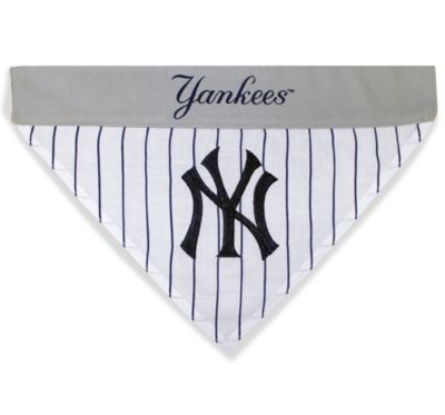 Image showing  New York Yankees Reversible Pet Bandana