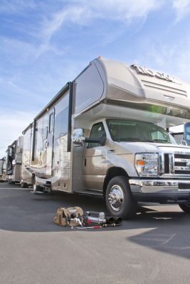 Image showing  450P-RV Automatic Portable Air Compressor Kit, 150 PSI, 12V