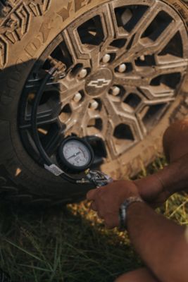 Image showing  160 PSI Tire Inflation Gun