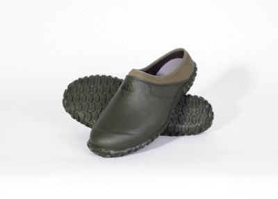 mens rubber clogs