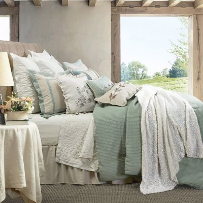 HiEnd Accents Belmont Comforter Set, Super King, 4 pc.