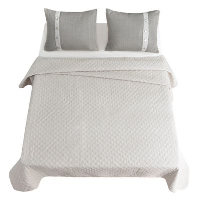 Image showing  Fairfield Coverlet Set