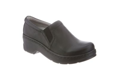 womens black clog shoes