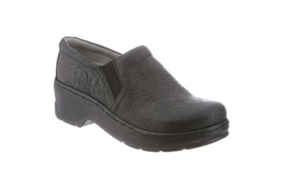 klogs naples nursing shoes