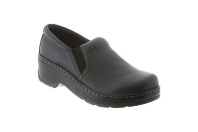 women's nursing clogs